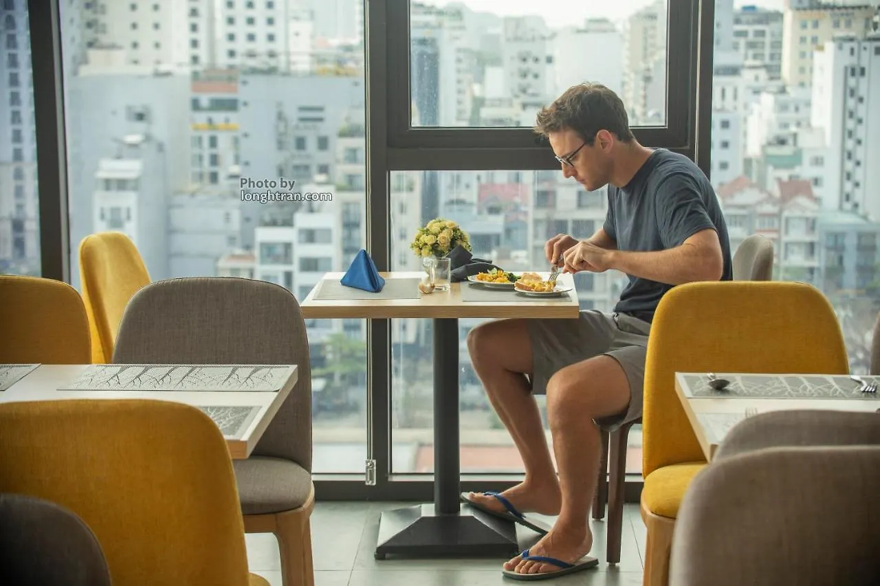 Grand Ocean Luxury Boutique - Infinity Rooftop Pool Da Nang Hotel